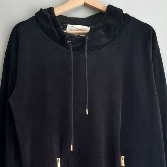 TWO by Vince Camuto Soft Velvet Pullover High Neck Sweatshirt Black Sz S - Picture 2 of 11